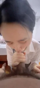 极品小姐姐，完整版已上传至电报群